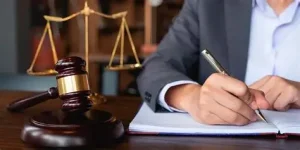 Професійна юридична допомога з досвідом понад два десятиліття