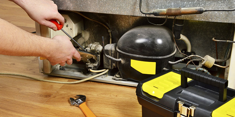 Ремонт холодильников: что делать, если техника вышла из строя