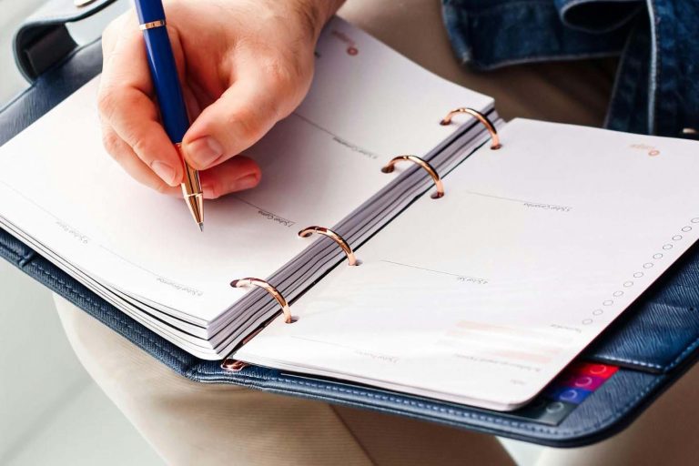 Як працює друк логотипу на блокнотах: від ідеї до втілення