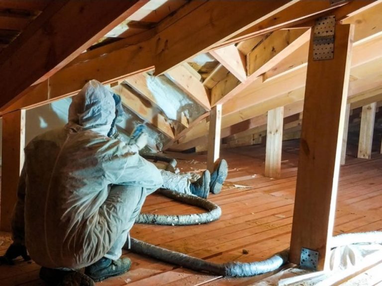 Герметичность на 100%: Как убрать все «мостики холода» за один день с помощью ППУ