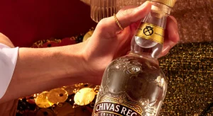 Выбираем напиток на подарок: на что смотреть, кроме красивой этикетки