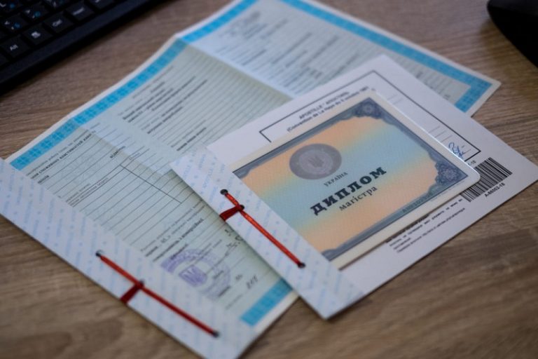 Апостиль диплома и профессиональный перевод документов для обучения и работы за рубежом