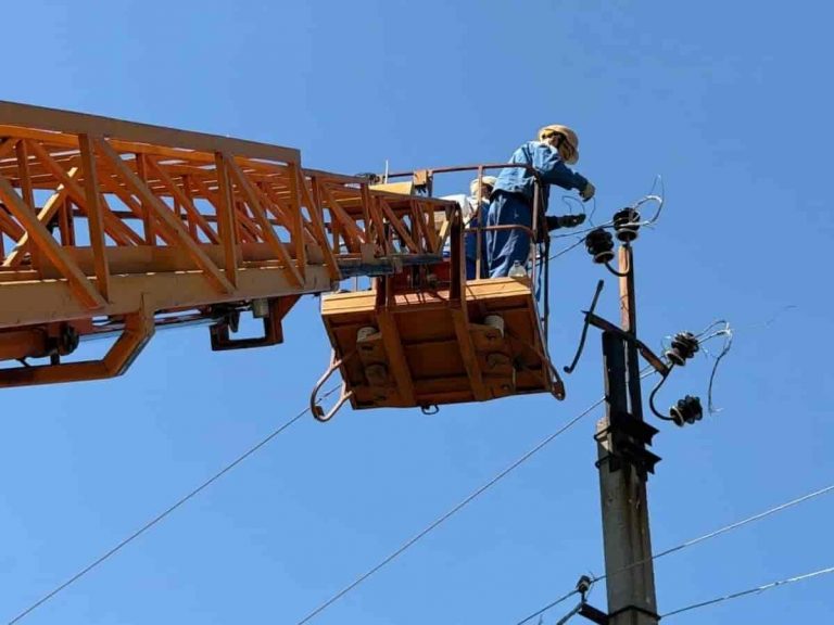 Андрій Стасевський повідомив про оперативне відновлення електропостачання для понад 50 тисяч родин